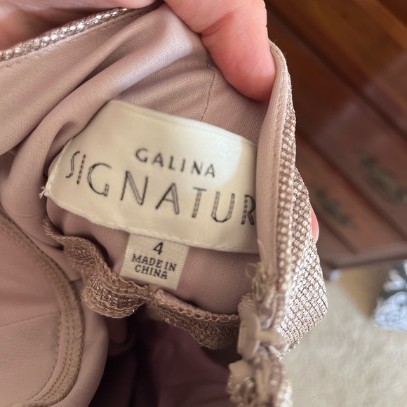 NWOT Rose Gold Bodycon Dress - Picture 6 of 7